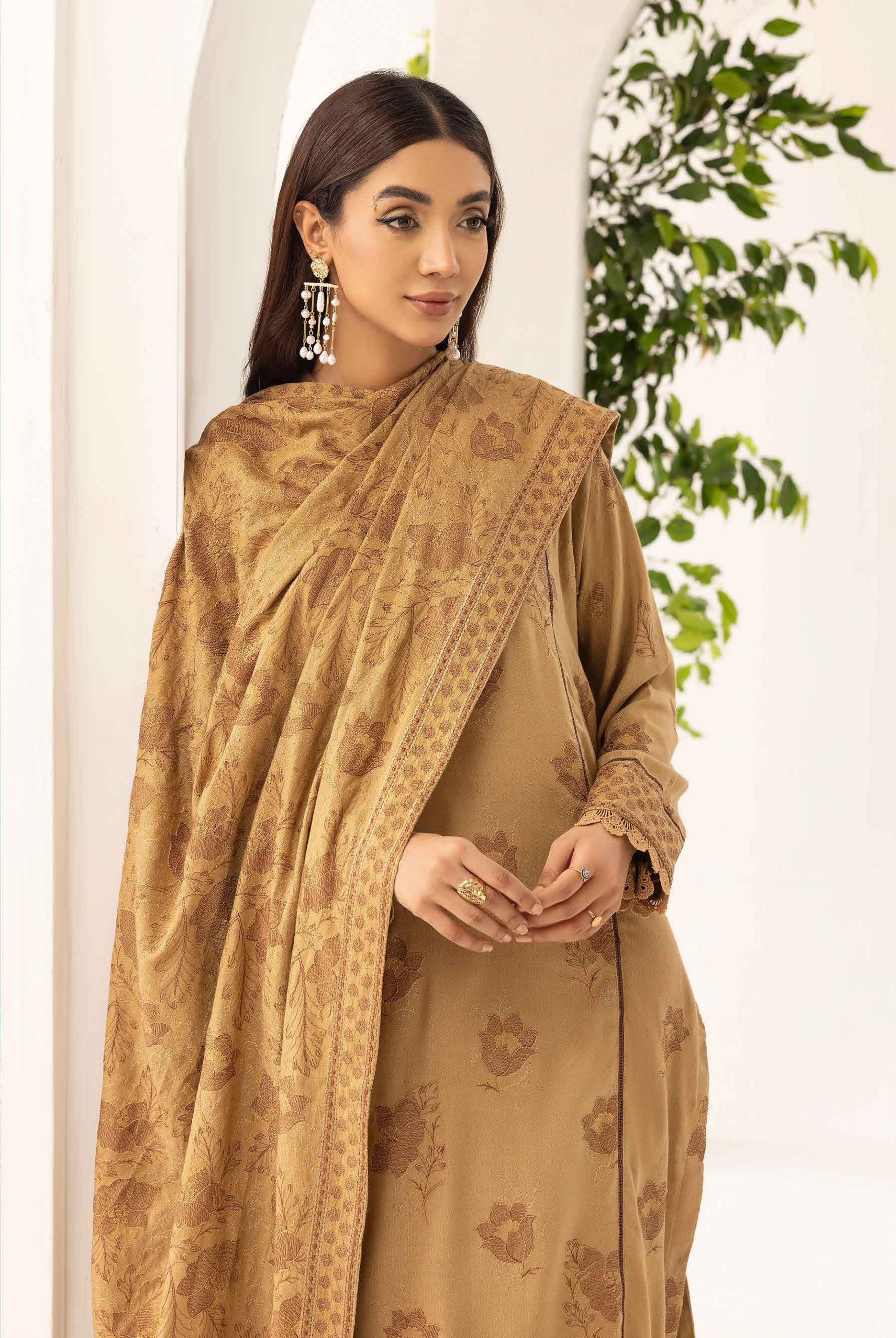 Embroidered Peach Leather 3PC – Mahira