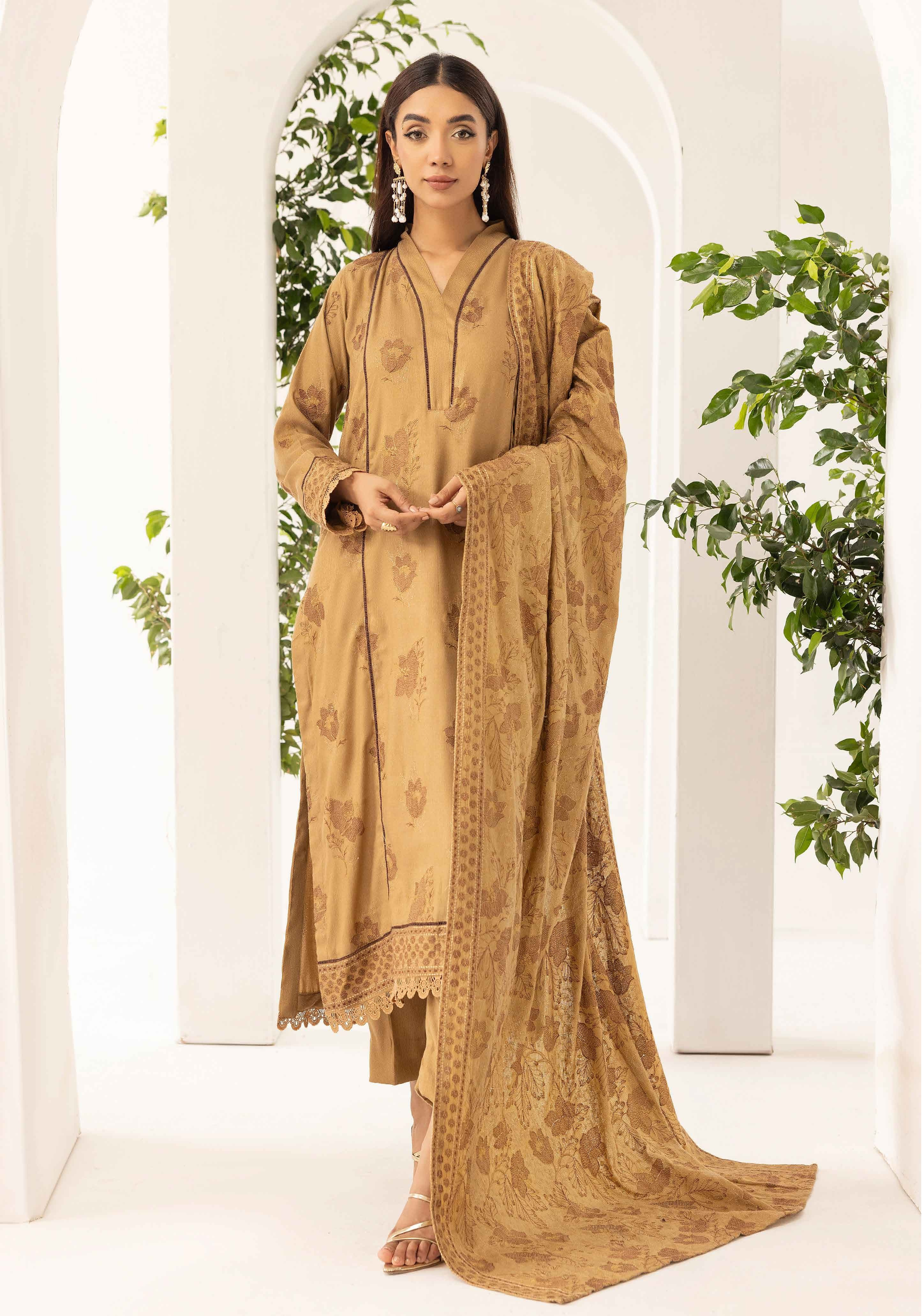 Embroidered Peach Leather 3PC – Mahira