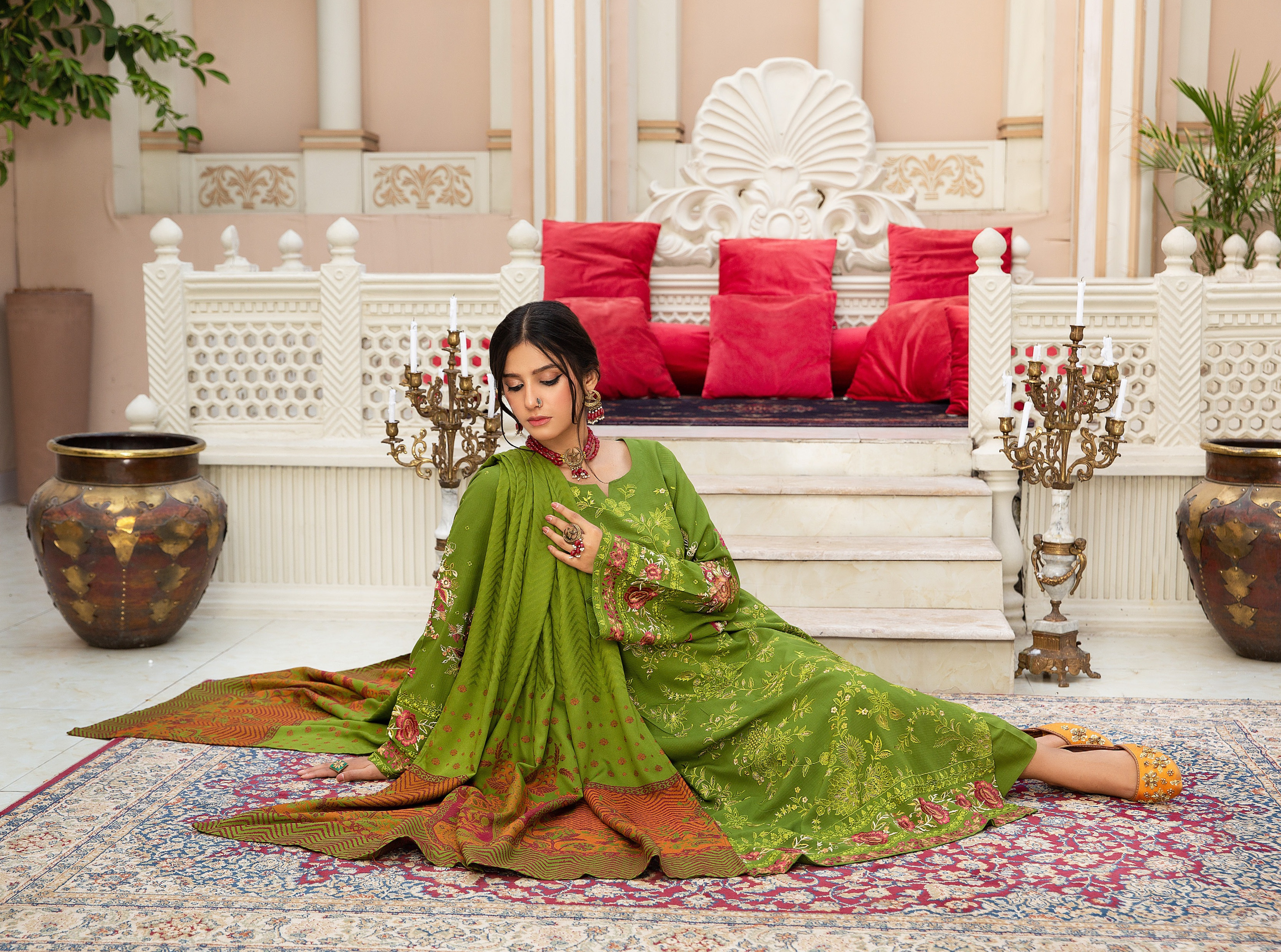 Embroidered Swiss Wool 3PC – Naaz